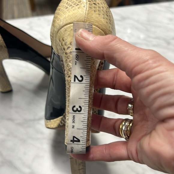 Chloe' Vernice Black Patent Leather and Snake Print Accent Chunky Heel Size 38 - Picture 7 of 11